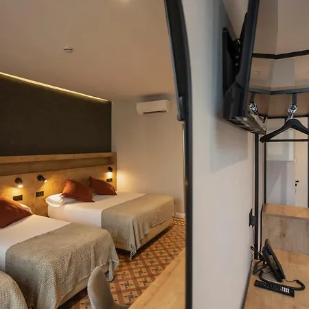 Fontanella By Bcn Urban 3* Barcelona
