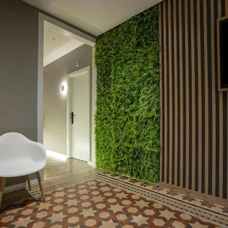 Fontanella By Bcn Urban *