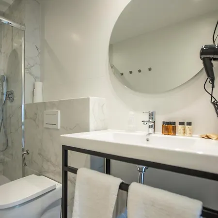 Fontanella By Bcn Urban Guest house Barcelona