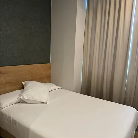 Fontanella By Bcn Urban Guest house Barcelona